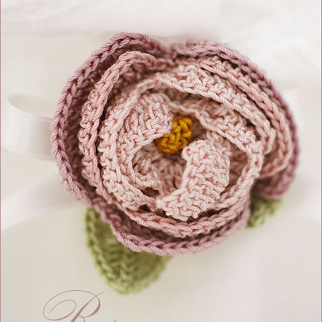 手編みの薔薇モチーフ-大