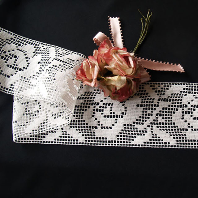 薔薇柄トーションレース