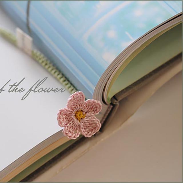 手編み花の栞